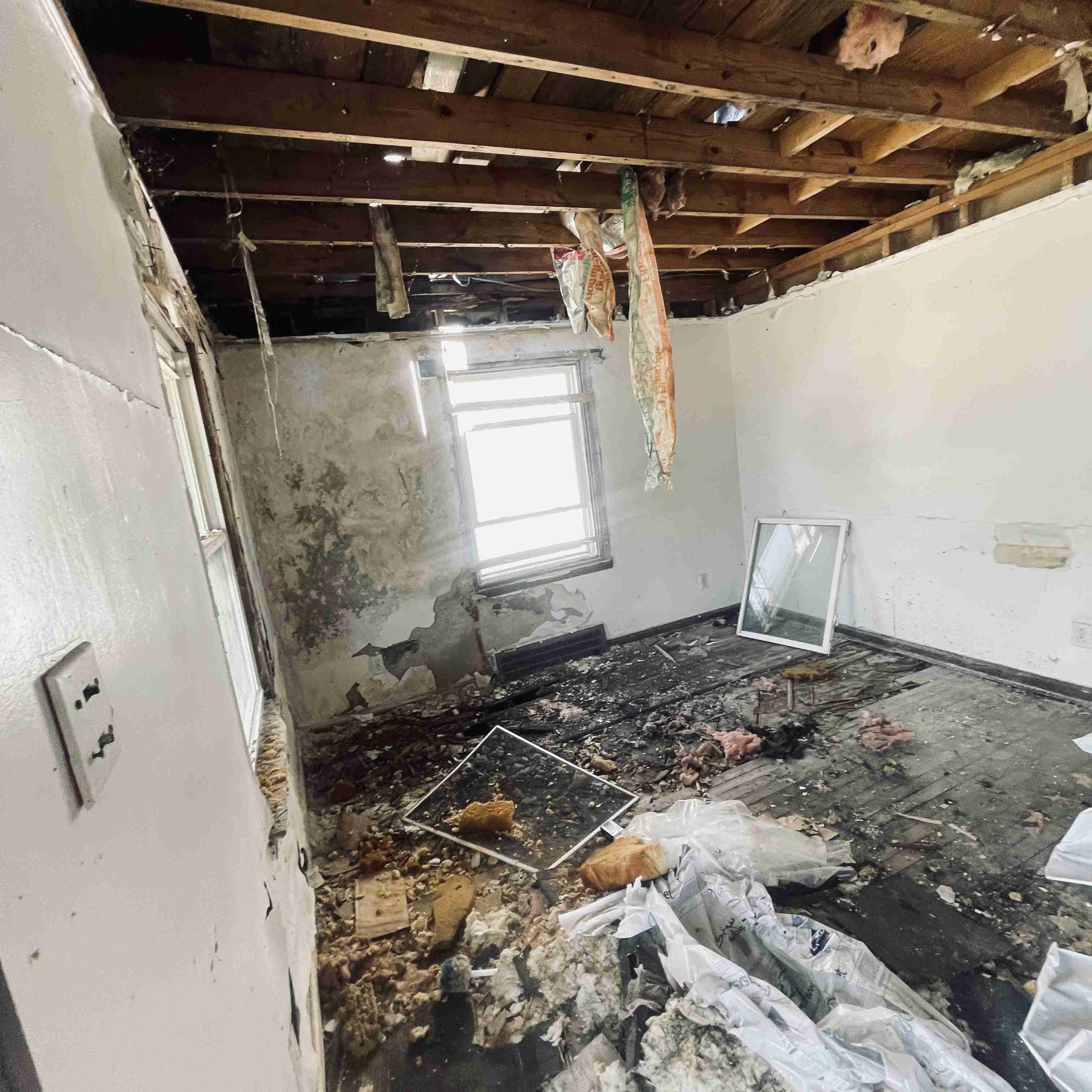 11706 Auburn (19).jpg